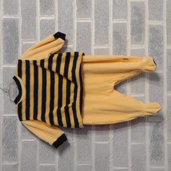 First Moments Babies Bumblebee Bodysuit Onesie Dress Up Halloween Costume 6/9M - Picture 10 of 11